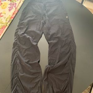 Women’s lululemon leisure pants